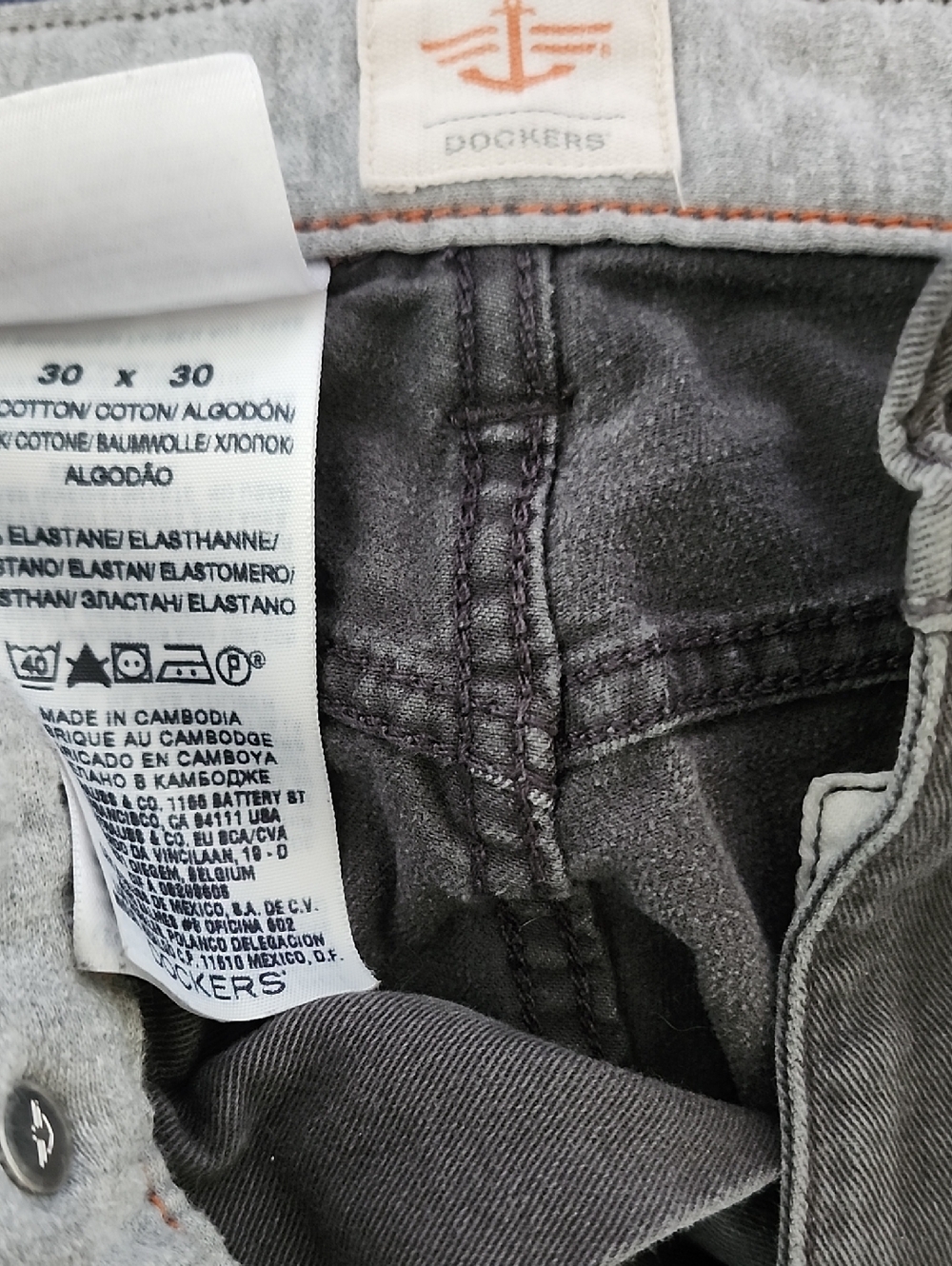 Dockers Men’s Slim Straight Jeans in Charcoal Gray